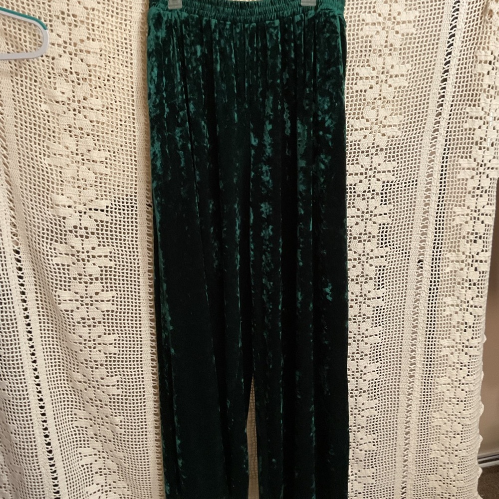 NWT Oddi Oddy Emerald Green Crushed Velvet Wide Leg Slit Leg pants 2X - Picture 2 of 8